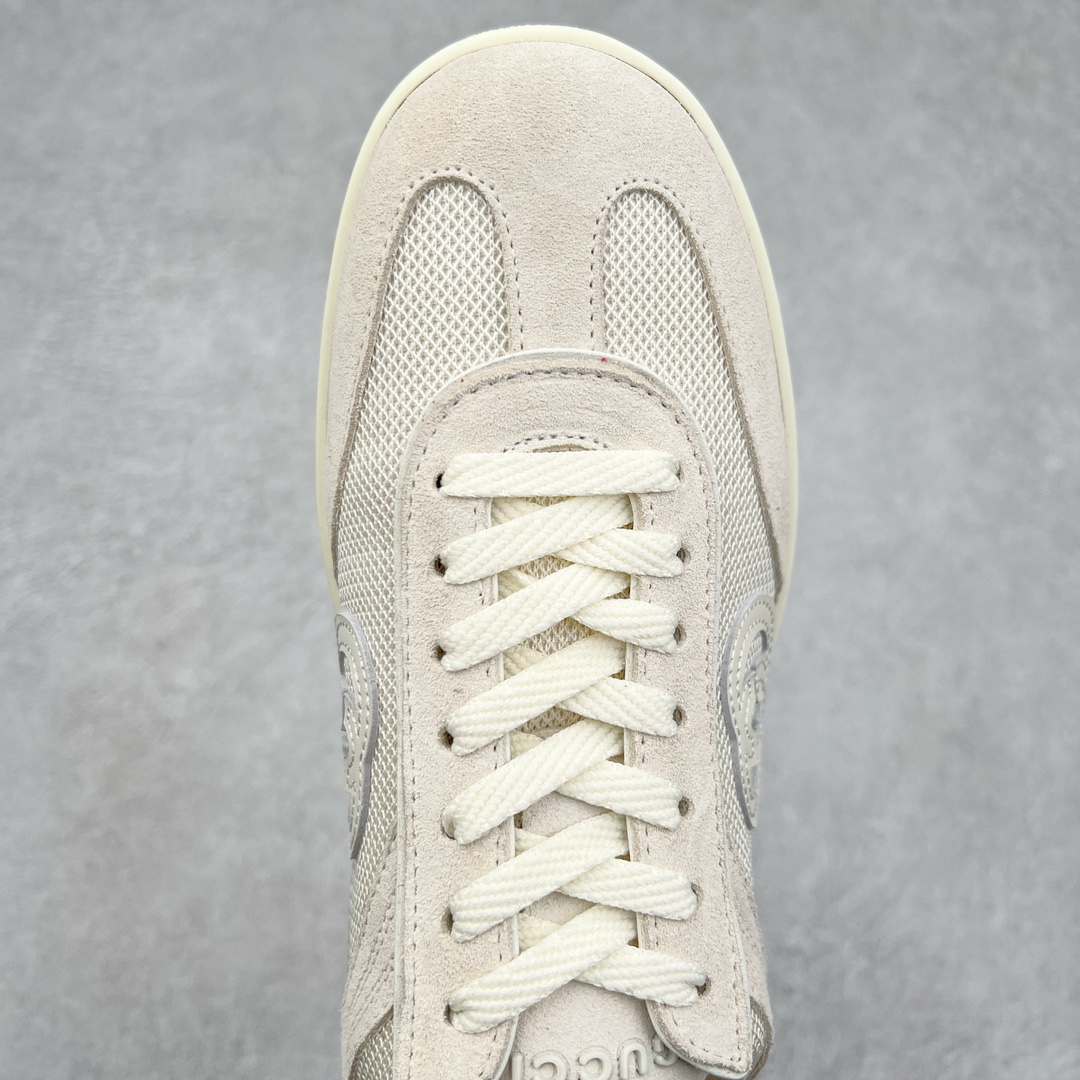 图片[4]-Gucci Lido 古驰新款复古板鞋 意大利海岸的夏日风情和海滩俱乐部汲取灵感 这款运动鞋以绒面材质匠心打造缀饰互扣式双G标识等Gucci经典符号元素 尽显别样风采 尺码：35 36 37 38 39 40 41 42 43 44 45-选品中心