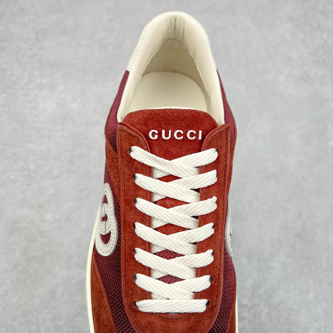 图片[5]-Gucci Lido 古驰新款复古板鞋 意大利海岸的夏日风情和海滩俱乐部汲取灵感 这款运动鞋以绒面材质匠心打造缀饰互扣式双G标识等Gucci经典符号元素 尽显别样风采 尺码：35 36 37 38 39 40 41 42 43 44 45-选品中心