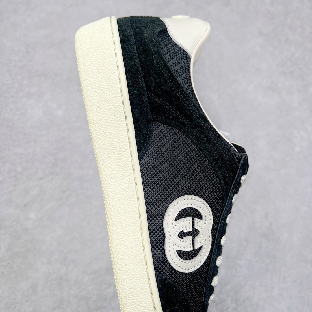 图片[6]-Gucci Lido 古驰新款复古板鞋 意大利海岸的夏日风情和海滩俱乐部汲取灵感 这款运动鞋以绒面材质匠心打造缀饰互扣式双G标识等Gucci经典符号元素 尽显别样风采 尺码：35 36 37 38 39 40 41 42 43 44 45-选品中心