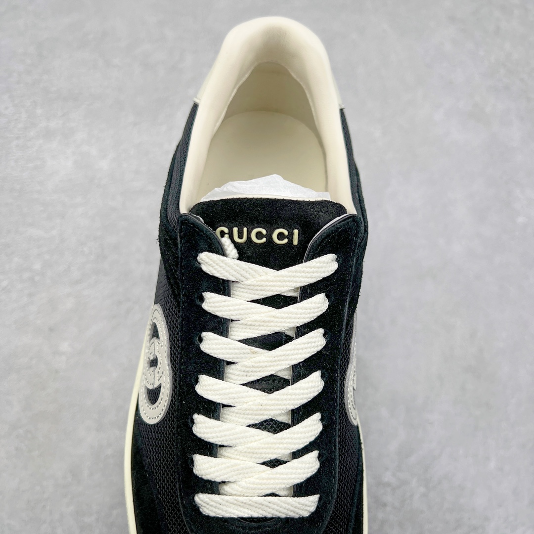 图片[5]-Gucci Lido 古驰新款复古板鞋 意大利海岸的夏日风情和海滩俱乐部汲取灵感 这款运动鞋以绒面材质匠心打造缀饰互扣式双G标识等Gucci经典符号元素 尽显别样风采 尺码：35 36 37 38 39 40 41 42 43 44 45-选品中心