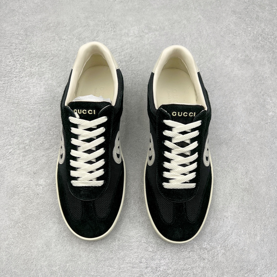 图片[2]-Gucci Lido 古驰新款复古板鞋 意大利海岸的夏日风情和海滩俱乐部汲取灵感 这款运动鞋以绒面材质匠心打造缀饰互扣式双G标识等Gucci经典符号元素 尽显别样风采 尺码：35 36 37 38 39 40 41 42 43 44 45-选品中心