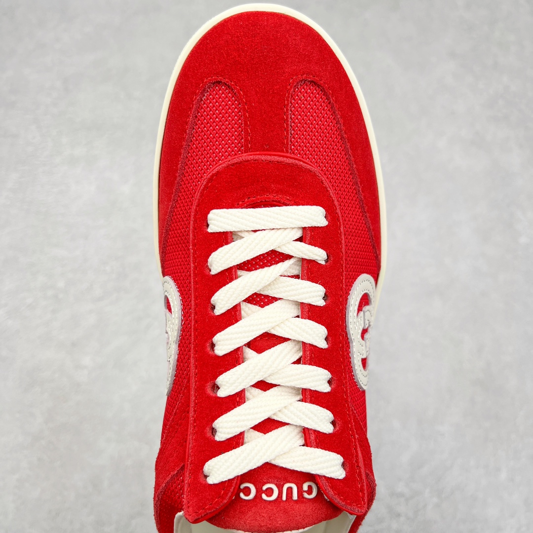 图片[4]-Gucci Lido 古驰新款复古板鞋 意大利海岸的夏日风情和海滩俱乐部汲取灵感 这款运动鞋以绒面材质匠心打造缀饰互扣式双G标识等Gucci经典符号元素 尽显别样风采 尺码：35 36 37 38 39 40 41 42 43 44 45-选品中心