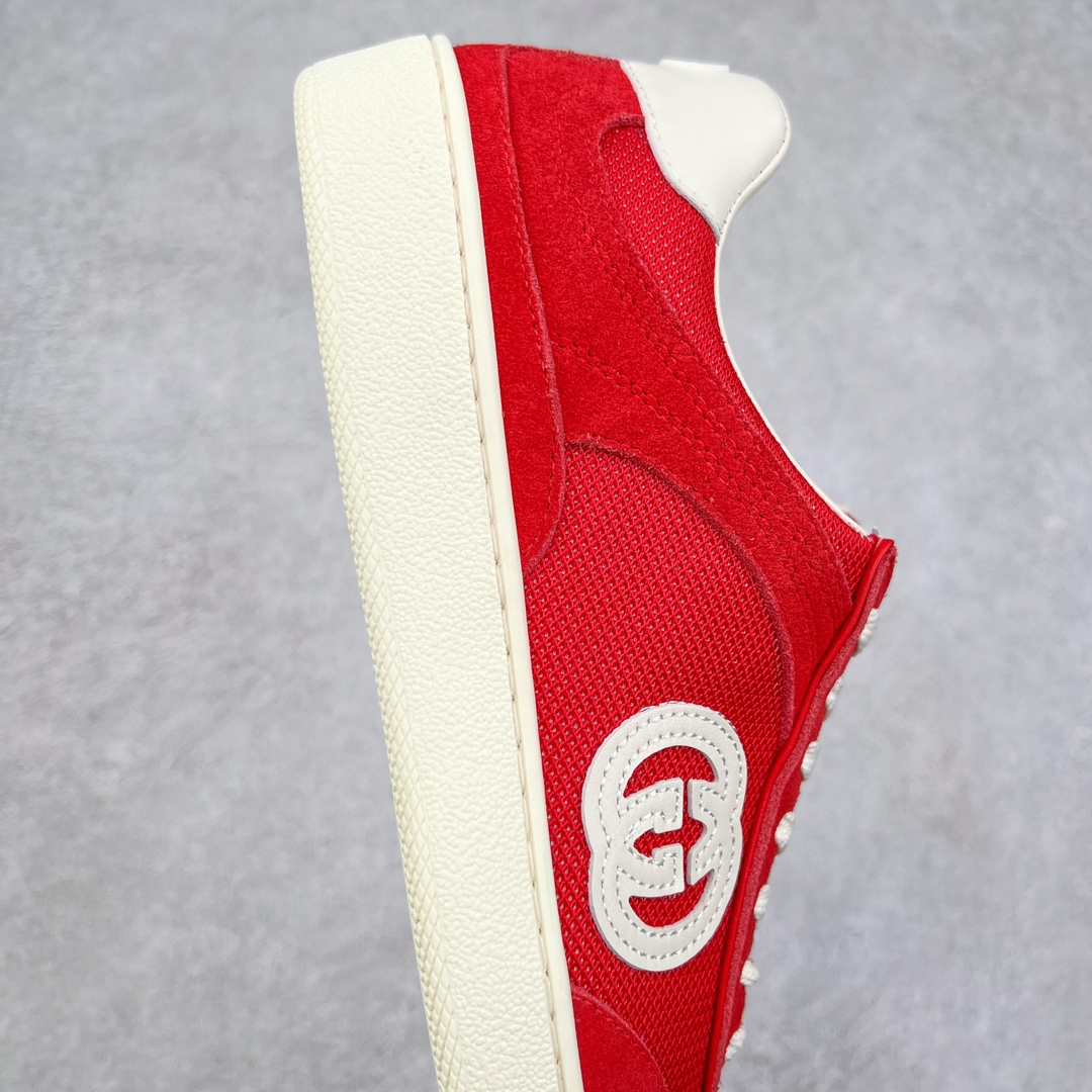 图片[6]-Gucci Lido 古驰新款复古板鞋 意大利海岸的夏日风情和海滩俱乐部汲取灵感 这款运动鞋以绒面材质匠心打造缀饰互扣式双G标识等Gucci经典符号元素 尽显别样风采 尺码：35 36 37 38 39 40 41 42 43 44 45-选品中心