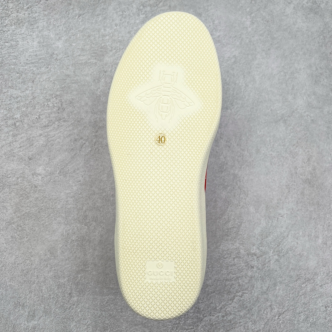 图片[9]-Gucci Lido 古驰新款复古板鞋 意大利海岸的夏日风情和海滩俱乐部汲取灵感 这款运动鞋以绒面材质匠心打造缀饰互扣式双G标识等Gucci经典符号元素 尽显别样风采 尺码：35 36 37 38 39 40 41 42 43 44 45-选品中心