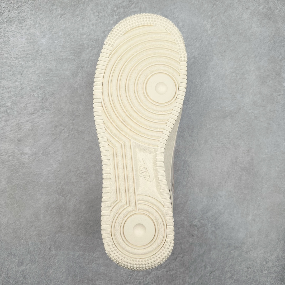 图片[9]-NK Air Force 1´07 Low 空军一号低帮百搭休闲运动板鞋 SJ6698-020 柔软、弹性十足的缓震性能和出色的中底设计 横跨复古与现代的外型结合 造就出风靡全球 三十多年的Force 1 直到今天还深受青睐 尺码：36 36.5 37.5 38 38.5 39 40 40.5 41 42 42.5 43 44 44.5 45-选品中心