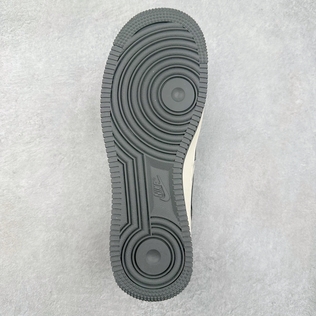 图片[9]-NK Air Force 1´07 Low 空军一号低帮百搭休闲运动板鞋 XZ3328-168 柔软、弹性十足的缓震性能和出色的中底设计 横跨复古与现代的外型结合 造就出风靡全球 三十多年的Force 1 直到今天还深受青睐 尺码：36 36.5 37.5 38 38.5 39 40 40.5 41 42 42.5 43 44 44.5 45-选品中心