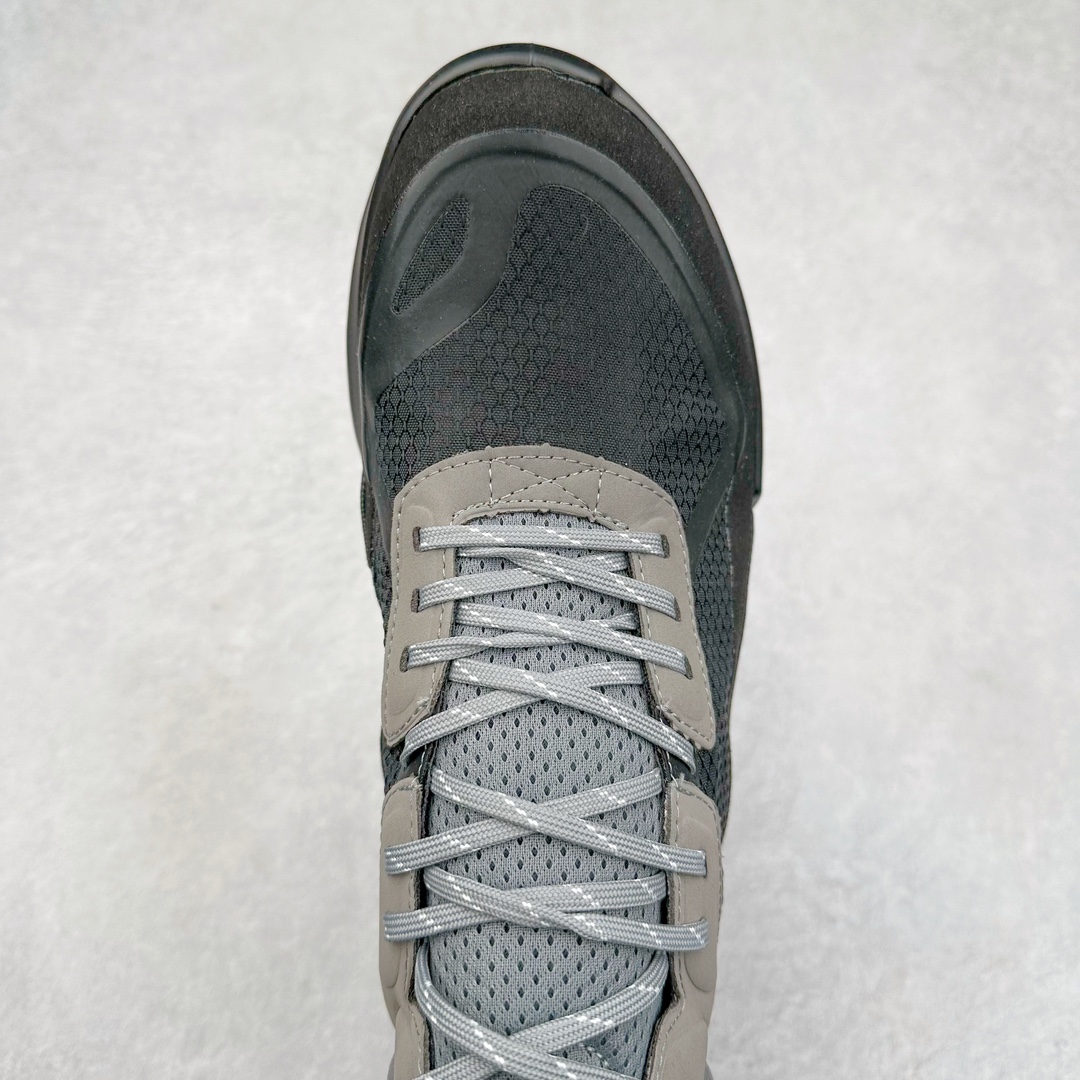 图片[4]-Ecco爱步BIOM缓震防水男鞋 徒步越野运动鞋 健步2.1山地鞋 户外运动鞋 自然律动科技鞋楦，符合人体工学 带来裸足体验 GORE-TEX防水技术结合了优化的透气性和潮湿性天气防护的功能 加固的鞋底结构增强其稳定性，加厚的鞋领提供支持与保护性，以应对挑战的越野地形 PU中底，橡胶大底，抓地力强 具有良好的防滑耐磨性 Ortholite蜂窝状压印鞋垫，长效缓震，亲肤透气 稳固防护 循迹山野 尺码：39 40 41 42 43 44 （正常码）-选品中心