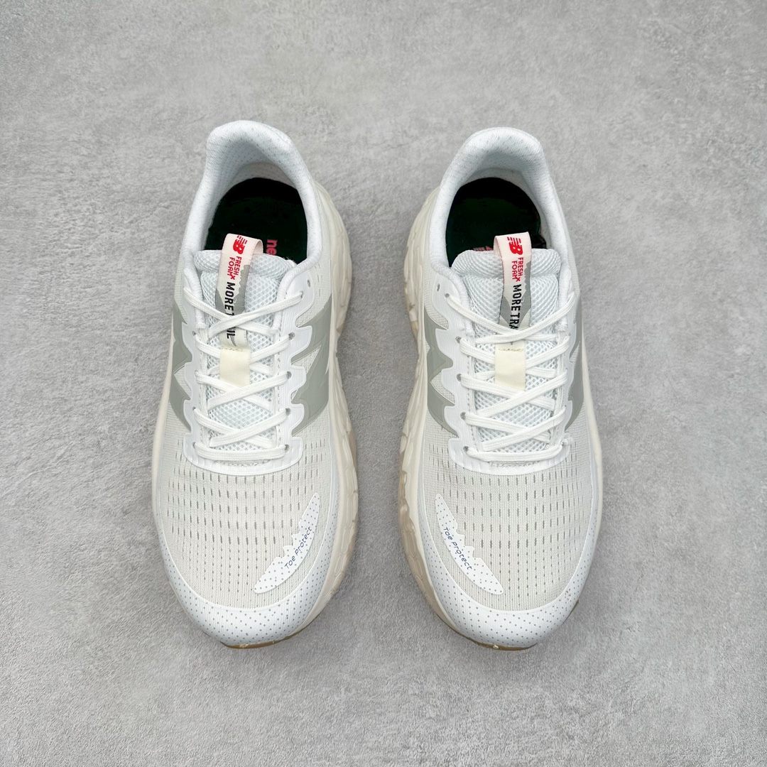 图片[2]-New Balance Fresh Foam X Trail More v3 新百伦NB莫尔V3系列低帮轻量化厚底户外越野休闲运动慢跑鞋 MTMORNGR 无论是越野训练跑还是享受自然美景 New Balance Fresh Foam X Trail More v3 都能确保双脚凉爽舒适 获得缓震支撑 这款越野跑鞋採用透气的合成/网眼鞋面 加上双层 Fresh Foam X 中底实现绝佳舒适著感 搭载鞋头防护科技与 All Terrain 系列最厚鞋底 可防止碎石跑入鞋内 让你尽情探索不受限 尺码：36 37 37.5 38 38.5 39.5 40 40.5 41.5 42 42.5 43 44 44.5 45-选品中心