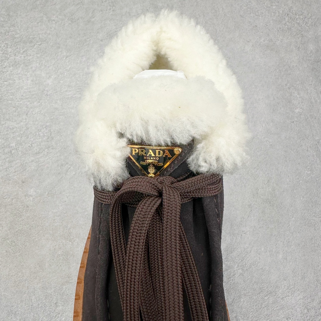 图片[5]-PRADA 普拉达24秋冬新款三角标羊毛鞋厚底靴雪地靴 材质细节可对比原版 市面普通版本区分 鞋面：双色擦色牛绒真 内里：羊羔毛 大底：原版大底 尺码：35 36 37 38 39-选品中心