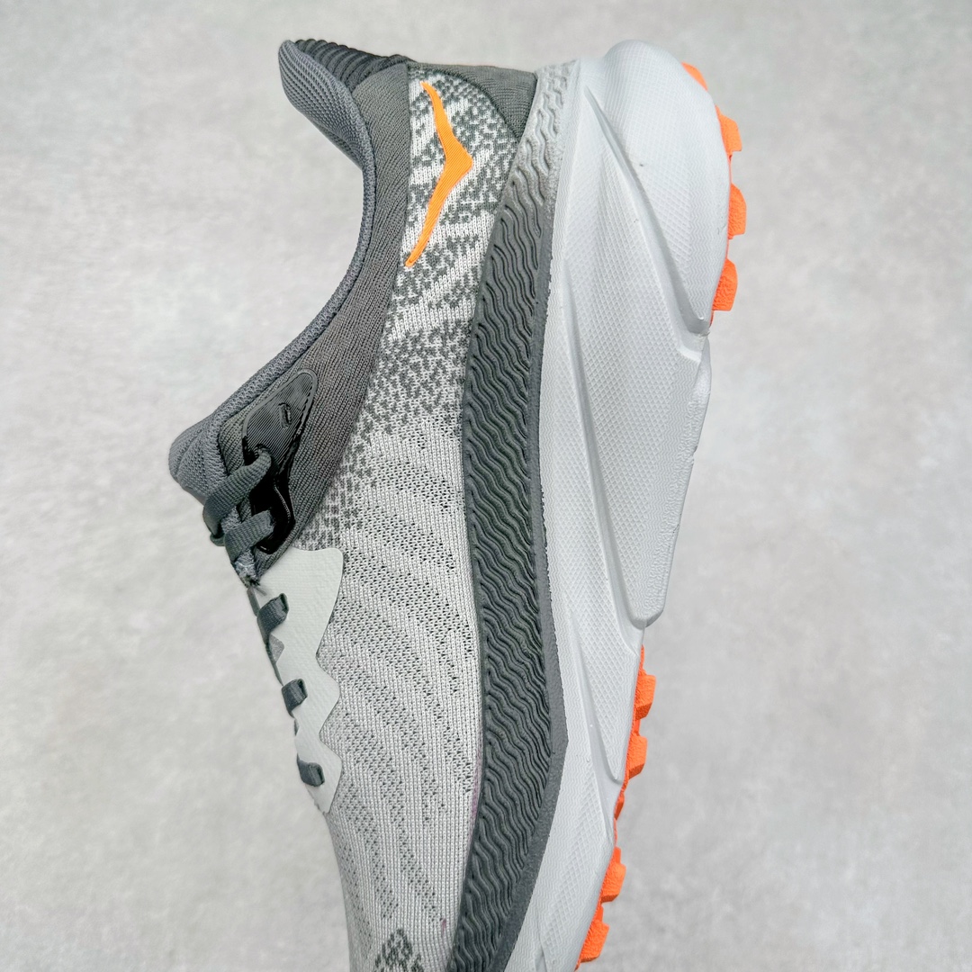 图片[7]-＃特价福利 HOKA ONE ONE Challenger ATR 7 挑战者七代轻便耐磨防滑跑步鞋 新一代Challenger泡棉中底减重10% 增加3mm强化缓震、打造Q弹脚感 后跟采用延伸设计 加强跟腱保护、便于穿脱 搭配环保工程网布增加透气、短靴细节防止碎石进入 重新设计的大底以轮胎刻纹为灵感 以更密集的全大底水波刻纹 搭配加大面积的高耐磨橡胶与4mm大刻纹设计 增加整体抓地力与稳定性 尺码：36 36.5 37.5 38 38.5 39 40 40.5 41 42 42.5 43 44 44.5 45-选品中心