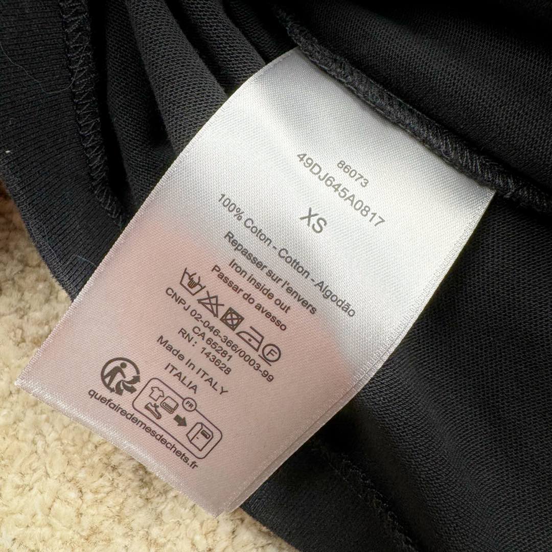 图片[13]-＃GD广顶 LOUIS VUITTON SS24 x Tyler Logo Lv联名字母花卉刺绣针织运动裤毛织拼色绣花长裤 官网价：9250￥面料采用【75D锦纶斜纹布】底面做【涂胶工艺】增加面料手感挺度 前幅采用【日本进口田岛绣花机】刺绣【丝光棉线打底厚板胶】【立体锁边刺绣字母花朵】侧边织带裁片均【手工点位笔做标记】【平车来回车线贴织带】确保毛织织带平顺贴合于裁片 织带采用【德国进口斯托尔织机】织造【抽针立体提花纹路】织品针数密度高 织造过程中极其出现破洞 破洞织带只能报废 损耗率达到10%以上 腰内里配套【双层棉织带腰绳】抽绳头【手工缝制五金吊钟】尺码：44 46 48 50-选品中心