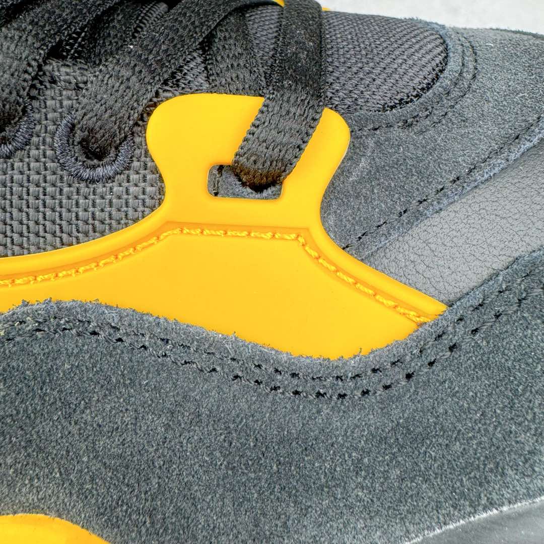 图片[20]-＃KZ纯原 Air Jordan AJ4 RM 重制版低帮复古篮球鞋 黑黄 FQ7939-007 亲自操刀耗时半年巨作 全套原纸板楦头开发 确保原汁原味 完美呈现版型 一比一鞋头弧度高度鞋身弧度 原厂TPU 正确内里网布 菱角分明不变形无多余毛边 柔软性质感一致于原鞋 原厂织唛标 原厂飞人电绣工艺 尾指中部跳三针 独家绑鞋带手法 印刷中底布 四线拉帮 米色美纹纸贴合固定 进口港宝加持 后跟自然饱满 全鞋荧光划线卡点 追求极致完美 每一双都是工艺品 多重QC质检 超越公司货的品控标准 实实在在的免检产品 采用了低帮的设计 并保留了众多AJ4的经典元素 鞋身以皮革、麂皮材质拼接打造 AJ4经典的TPU材质延伸至后跟 增强鞋款稳定性 而鞋身侧面的网格设计则被取消 尾部的NIKE AIR标志也得到保留 并同时带有飞人logo 中底部分同样搭载了可视AIR气垫 鞋底采用米白色中底和外底呈现 为整个设计收尾 尺码：36 36.5 37.5 38 38.5 39 40 40.5 41 42 42.5 43 44 44.5 45 46 47.5-选品中心