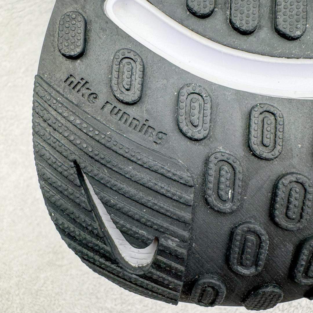 图片[18]-＃ZX纯原 NK Journey Run 旅程慢跑系列低帮轻质缓震休闲运动公路跑步鞋 采用科技织法轻盈织物合成鞋面材质 搭载柔软厚实ComfiRide 泡绵缓震组合外置防滑耐磨橡胶底片 穿上 Journey Run 公路跑步鞋 尽情畅跑 享受每一步的风景 搭载柔软厚实的 ComfiRide 泡绵缓震配置 助你征服充满挑战的路面 大步流星 微笑前行 该鞋款舒适非凡 让你爱不释脚 尺码：35.5 36 36.5 37.5 38 38.5 39 40 40.5 41 42 42.5 43 44 44.5 45-选品中心