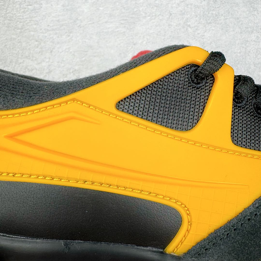 图片[19]-＃KZ纯原 Air Jordan AJ4 RM 重制版低帮复古篮球鞋 黑黄 FQ7939-007 亲自操刀耗时半年巨作 全套原纸板楦头开发 确保原汁原味 完美呈现版型 一比一鞋头弧度高度鞋身弧度 原厂TPU 正确内里网布 菱角分明不变形无多余毛边 柔软性质感一致于原鞋 原厂织唛标 原厂飞人电绣工艺 尾指中部跳三针 独家绑鞋带手法 印刷中底布 四线拉帮 米色美纹纸贴合固定 进口港宝加持 后跟自然饱满 全鞋荧光划线卡点 追求极致完美 每一双都是工艺品 多重QC质检 超越公司货的品控标准 实实在在的免检产品 采用了低帮的设计 并保留了众多AJ4的经典元素 鞋身以皮革、麂皮材质拼接打造 AJ4经典的TPU材质延伸至后跟 增强鞋款稳定性 而鞋身侧面的网格设计则被取消 尾部的NIKE AIR标志也得到保留 并同时带有飞人logo 中底部分同样搭载了可视AIR气垫 鞋底采用米白色中底和外底呈现 为整个设计收尾 尺码：36 36.5 37.5 38 38.5 39 40 40.5 41 42 42.5 43 44 44.5 45 46 47.5-选品中心