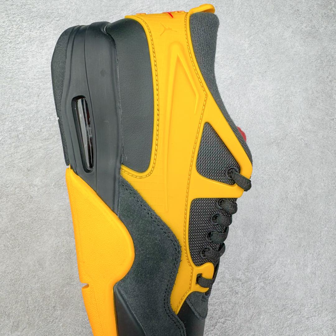 图片[6]-＃KZ纯原 Air Jordan AJ4 RM 重制版低帮复古篮球鞋 黑黄 FQ7939-007 亲自操刀耗时半年巨作 全套原纸板楦头开发 确保原汁原味 完美呈现版型 一比一鞋头弧度高度鞋身弧度 原厂TPU 正确内里网布 菱角分明不变形无多余毛边 柔软性质感一致于原鞋 原厂织唛标 原厂飞人电绣工艺 尾指中部跳三针 独家绑鞋带手法 印刷中底布 四线拉帮 米色美纹纸贴合固定 进口港宝加持 后跟自然饱满 全鞋荧光划线卡点 追求极致完美 每一双都是工艺品 多重QC质检 超越公司货的品控标准 实实在在的免检产品 采用了低帮的设计 并保留了众多AJ4的经典元素 鞋身以皮革、麂皮材质拼接打造 AJ4经典的TPU材质延伸至后跟 增强鞋款稳定性 而鞋身侧面的网格设计则被取消 尾部的NIKE AIR标志也得到保留 并同时带有飞人logo 中底部分同样搭载了可视AIR气垫 鞋底采用米白色中底和外底呈现 为整个设计收尾 尺码：36 36.5 37.5 38 38.5 39 40 40.5 41 42 42.5 43 44 44.5 45 46 47.5-选品中心