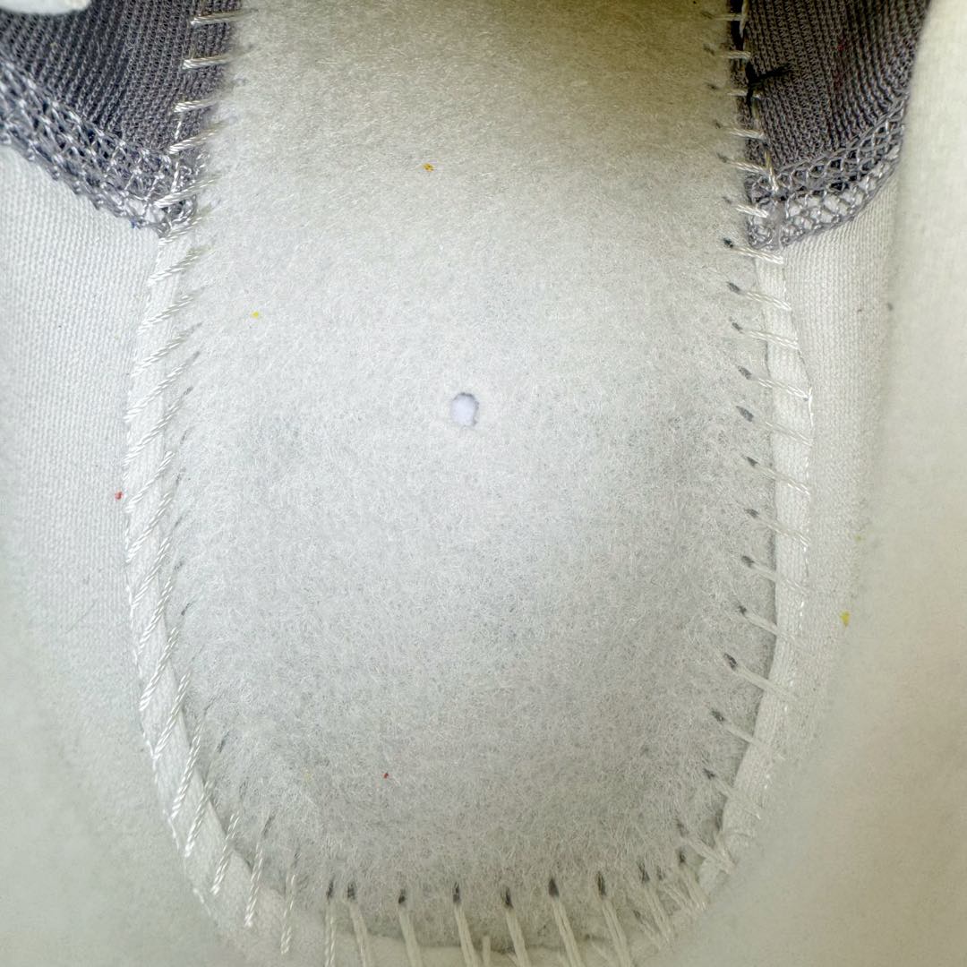 图片[10]-＃ZX纯原 NK Journey Run 旅程慢跑系列低帮轻质缓震休闲运动公路跑步鞋 采用科技织法轻盈织物合成鞋面材质 搭载柔软厚实ComfiRide 泡绵缓震组合外置防滑耐磨橡胶底片 穿上 Journey Run 公路跑步鞋 尽情畅跑 享受每一步的风景 搭载柔软厚实的 ComfiRide 泡绵缓震配置 助你征服充满挑战的路面 大步流星 微笑前行 该鞋款舒适非凡 让你爱不释脚 尺码：35.5 36 36.5 37.5 38 38.5 39 40 40.5 41 42 42.5 43 44 44.5 45-选品中心