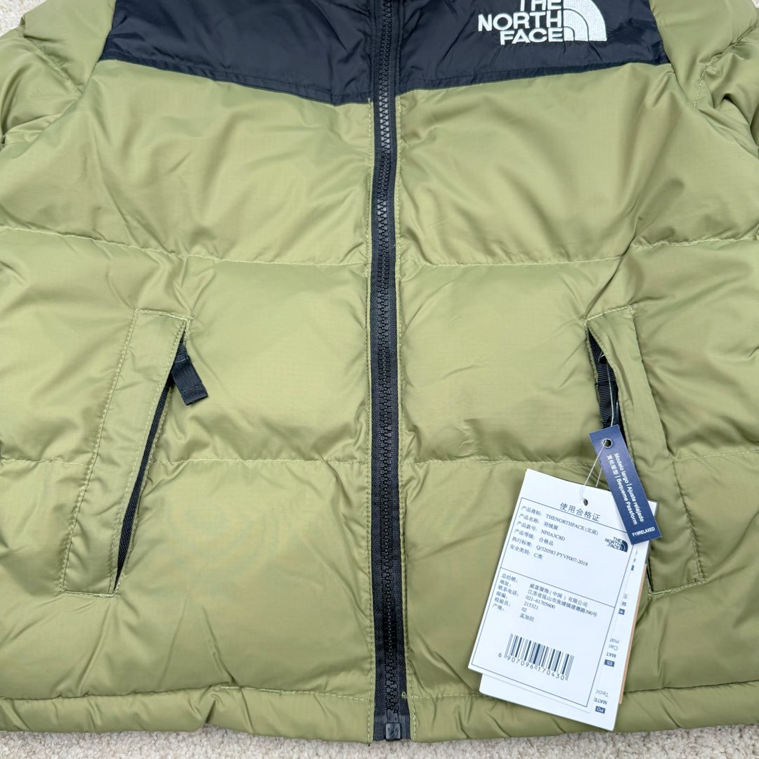 图片[8]-＃暖冬福利 The North Face 北面童装轻薄羽绒服 潮孩必备 比大鹅童装更时尚 极高性价比的一款童装羽绒服 羽绒采用国标50绒 继承了成人版的御寒性与耐久性设计 让您的小小探险家也能体验到良好的保暖性能 轻薄设计让您的孩子不用再被厚重的羽绒服压的透不过气来 尺码：110 120 130 140 150 160-选品中心