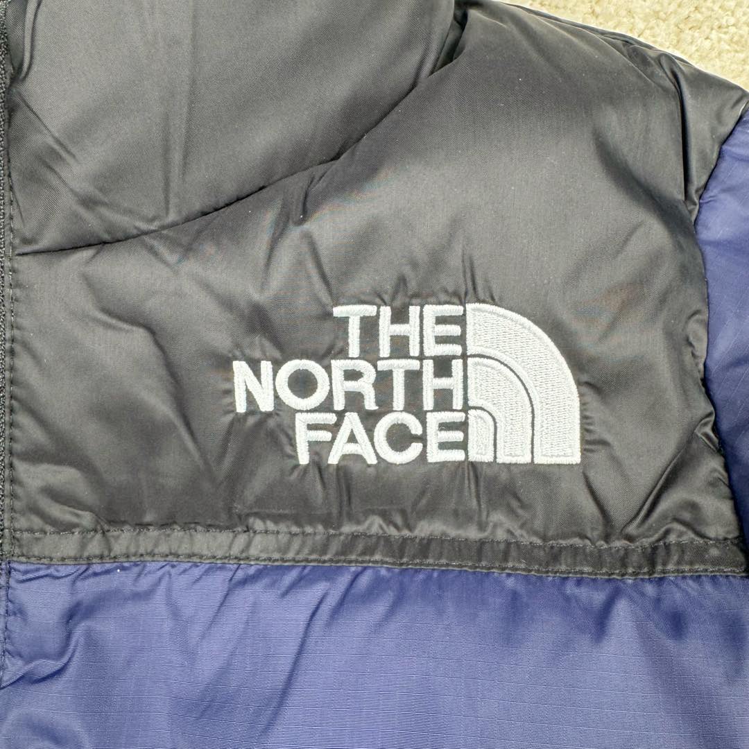 图片[10]-＃暖冬福利 The North Face 北面童装轻薄羽绒服 潮孩必备 比大鹅童装更时尚 极高性价比的一款童装羽绒服 羽绒采用国标50绒 继承了成人版的御寒性与耐久性设计 让您的小小探险家也能体验到良好的保暖性能 轻薄设计让您的孩子不用再被厚重的羽绒服压的透不过气来 尺码：110 120 130 140 150 160-选品中心