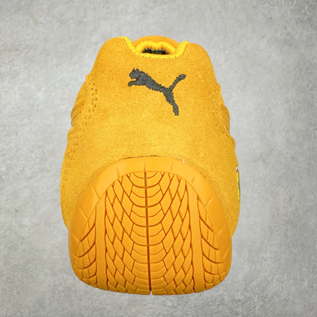 图片[8]-＃特价福利 PUMA Speedca OG 彪马极速赛车系列低帮德训风拼接复古百搭休闲运动赛车鞋 鞋款从80、90年代赛车手所穿的防火赛车鞋为原型，鞋身线条模仿了赛车的流线廓形，体现了空气动力学原理的结构。简约流畅的外观，恰好又和贯穿其中的Formstrip Logo融合恰到好处，视觉上细节丰富且协调。本次Speedcat OG鞋款归来，最大看点自然式保留了窄版鞋型以及薄底构造。这两年各品牌鞋底越做越厚，Speedcat反其道而行之，上脚几乎无鞋底的效果带来耳目一新的视觉体验。鞋面依旧是以质感细腻的麂皮材质打造，并且大面积近乎全包裹的使用，复古味道也愈发浓烈。配色上更是将最原始的黑色和红色带回，向F1赛车队的标志性队服致敬。相信让各位一眼种草的更多是出挑的大红色，上脚即可瞬间点亮整体造型，在以球鞋为核心的OOTD中脱颖而出。而另一款黑色则是低调的万金油，彰显新潮个性的同时又不喧宾夺主，也是热爱简约系穿搭朋友的首选。 尺码：35.5 36 37 37.5 38 38.5 39 40 40.5 41 42 42.5 43 44 44.5 45-选品中心