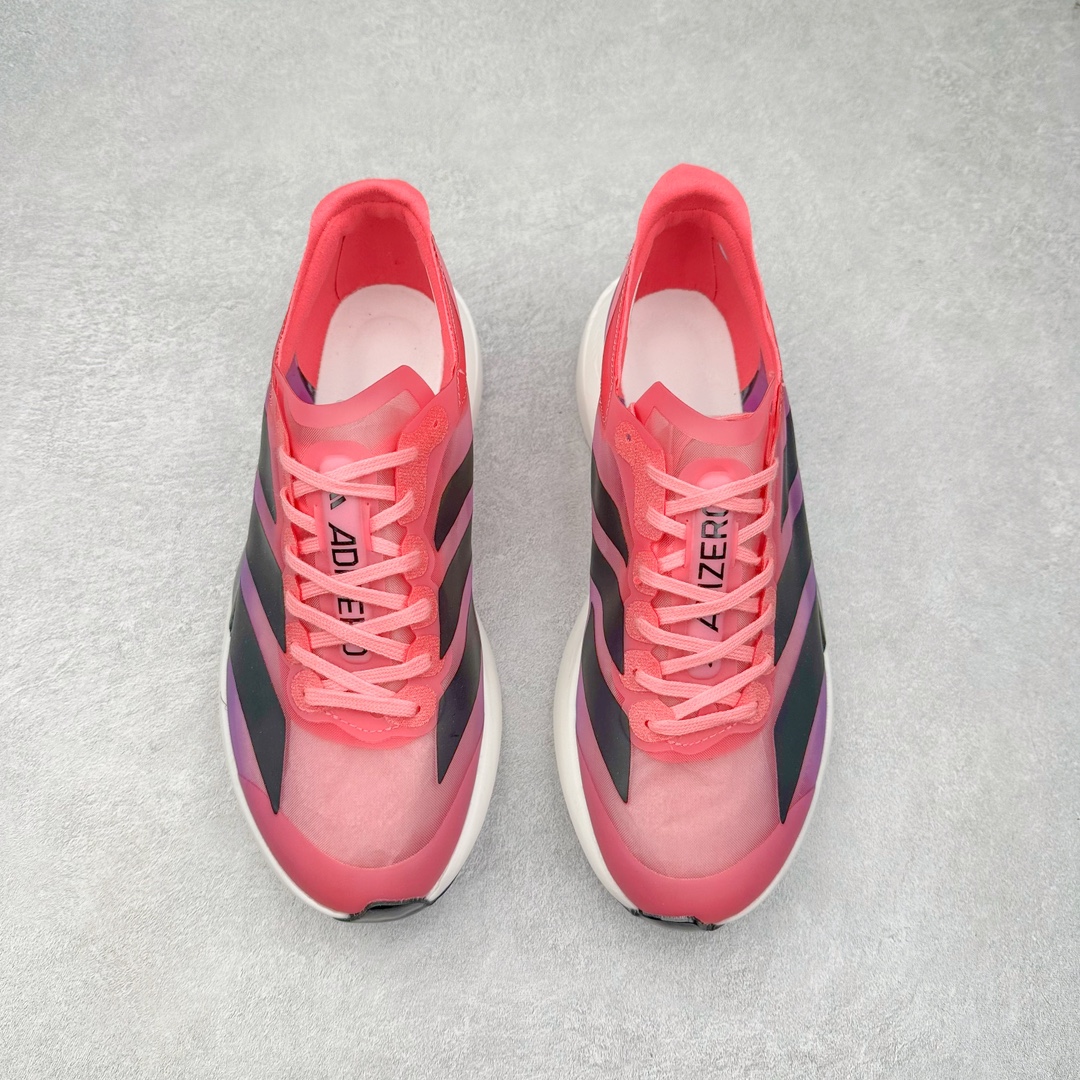 图片[2]-AD Adizero Eva SL M 零度进化版系列低帮轻便透气竞速休闲运动慢跑鞋 IH5570 相信大家对去年 adidas 横空出世的「顶级超跑」adiZero Adios Pro EVO 1 记忆犹新！不仅登顶阿迪史上最轻跑鞋宝座，更在接下来的全球马拉松赛事中，持续书写着惊人成绩，被网友戏称新一代「阿迪神鞋」全网刷屏！极简设计语言与强烈速度感和存在感的鞋侧三线，让人过目不忘，特别种草！其中定位于中长跑训练的 adidas Adizero Evo SL，整体外观造型与 adiZero Adios Pro EVO 1 非常相似。中底配置方面搭载全掌 Lightstrike Pro，鞋面采用透气网面示人，契合日常训练鞋的定位，更加耐用。外底给到了马牌橡胶，及类似上代竞速旗舰 adidas Adizero Adios Pro 3 区域分布。整体看下来无论是外观的鲜明辨识度，还是配置的扎实程度都很顶。尺码：36 36⅔ 37⅓ 38 38⅔ 39⅓ 40 40⅔ 41⅓ 42 42⅔ 43⅓ 44 45-选品中心