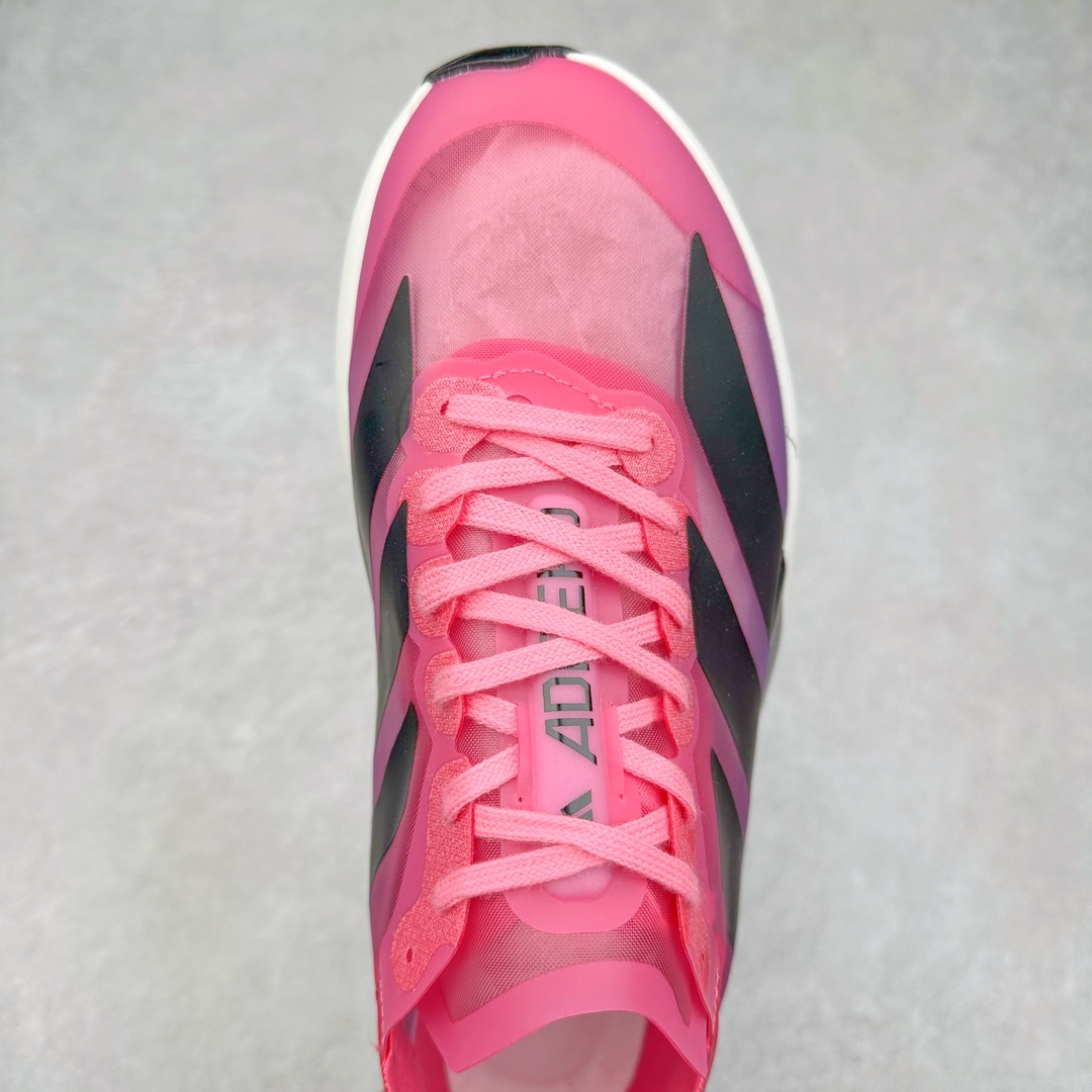 图片[4]-AD Adizero Eva SL M 零度进化版系列低帮轻便透气竞速休闲运动慢跑鞋 IH5570 相信大家对去年 adidas 横空出世的「顶级超跑」adiZero Adios Pro EVO 1 记忆犹新！不仅登顶阿迪史上最轻跑鞋宝座，更在接下来的全球马拉松赛事中，持续书写着惊人成绩，被网友戏称新一代「阿迪神鞋」全网刷屏！极简设计语言与强烈速度感和存在感的鞋侧三线，让人过目不忘，特别种草！其中定位于中长跑训练的 adidas Adizero Evo SL，整体外观造型与 adiZero Adios Pro EVO 1 非常相似。中底配置方面搭载全掌 Lightstrike Pro，鞋面采用透气网面示人，契合日常训练鞋的定位，更加耐用。外底给到了马牌橡胶，及类似上代竞速旗舰 adidas Adizero Adios Pro 3 区域分布。整体看下来无论是外观的鲜明辨识度，还是配置的扎实程度都很顶。尺码：36 36⅔ 37⅓ 38 38⅔ 39⅓ 40 40⅔ 41⅓ 42 42⅔ 43⅓ 44 45-选品中心