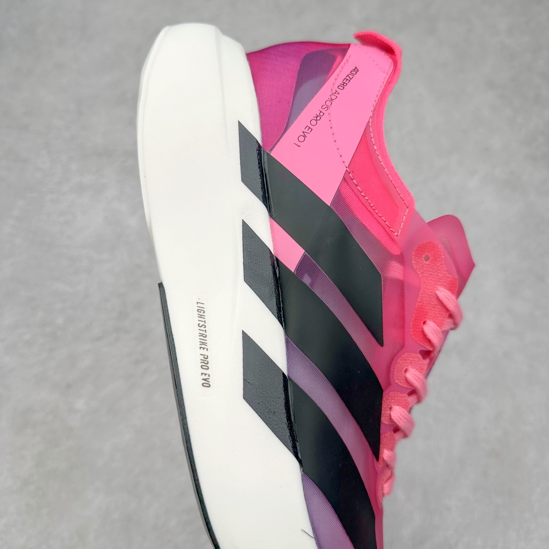 图片[6]-AD Adizero Eva SL M 零度进化版系列低帮轻便透气竞速休闲运动慢跑鞋 IH5570 相信大家对去年 adidas 横空出世的「顶级超跑」adiZero Adios Pro EVO 1 记忆犹新！不仅登顶阿迪史上最轻跑鞋宝座，更在接下来的全球马拉松赛事中，持续书写着惊人成绩，被网友戏称新一代「阿迪神鞋」全网刷屏！极简设计语言与强烈速度感和存在感的鞋侧三线，让人过目不忘，特别种草！其中定位于中长跑训练的 adidas Adizero Evo SL，整体外观造型与 adiZero Adios Pro EVO 1 非常相似。中底配置方面搭载全掌 Lightstrike Pro，鞋面采用透气网面示人，契合日常训练鞋的定位，更加耐用。外底给到了马牌橡胶，及类似上代竞速旗舰 adidas Adizero Adios Pro 3 区域分布。整体看下来无论是外观的鲜明辨识度，还是配置的扎实程度都很顶。尺码：36 36⅔ 37⅓ 38 38⅔ 39⅓ 40 40⅔ 41⅓ 42 42⅔ 43⅓ 44 45-选品中心