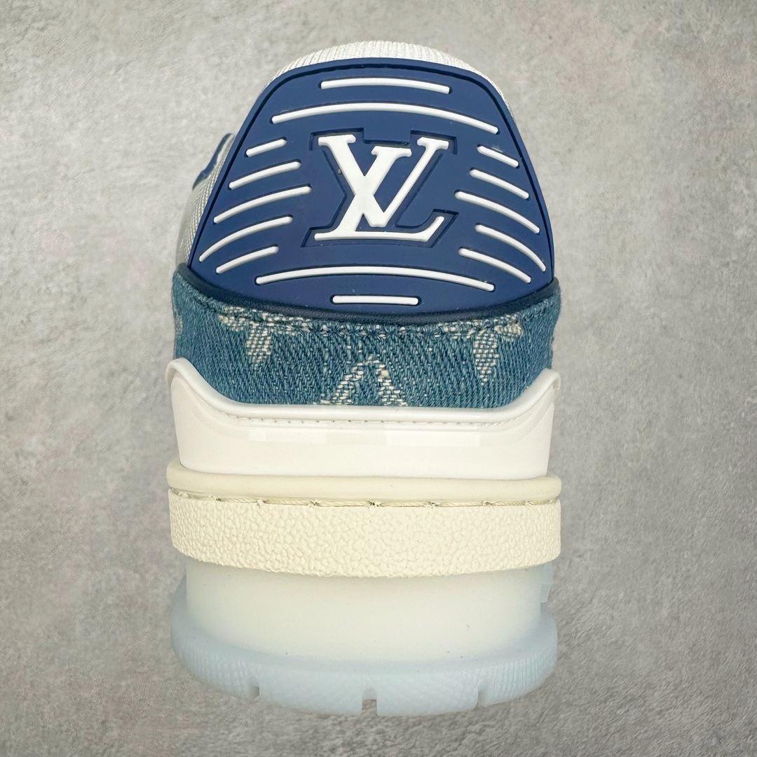 图片[8]-＃FS顶级特价 Louis Vuitton Trainer lv时装走秀运动鞋 实力大厂出品 平台专供 成熟的做工稳定的品控 完美鞋型超高的清洁度 零毛边线头瑕疵 全套原楦原纸版原鞋开模 全网最具灵魂的版型 正确原装黄色鞋盒 正确中底印花 鞋面印花3D高频深度立体 全鞋电脑针车 紧密相连 针距密度一致 环保乳胶注塑鞋垫 厚度脚感还原原版 皮面裁剪部位 统一油边封口工艺 原装橡胶大底含胶量大底组合零偏差 专柜全套包装 防尘袋 说明书 质保卡 男女鞋 尺码：35 36 37 38 39 40 41 42 43 44 45-选品中心