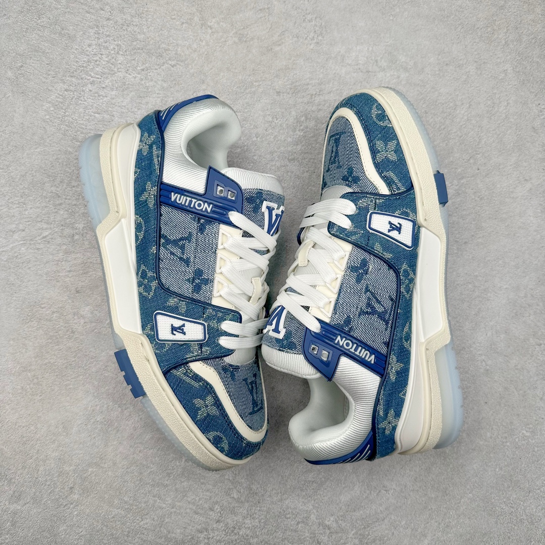 图片[3]-＃FS顶级特价 Louis Vuitton Trainer lv时装走秀运动鞋 实力大厂出品 平台专供 成熟的做工稳定的品控 完美鞋型超高的清洁度 零毛边线头瑕疵 全套原楦原纸版原鞋开模 全网最具灵魂的版型 正确原装黄色鞋盒 正确中底印花 鞋面印花3D高频深度立体 全鞋电脑针车 紧密相连 针距密度一致 环保乳胶注塑鞋垫 厚度脚感还原原版 皮面裁剪部位 统一油边封口工艺 原装橡胶大底含胶量大底组合零偏差 专柜全套包装 防尘袋 说明书 质保卡 男女鞋 尺码：35 36 37 38 39 40 41 42 43 44 45-选品中心