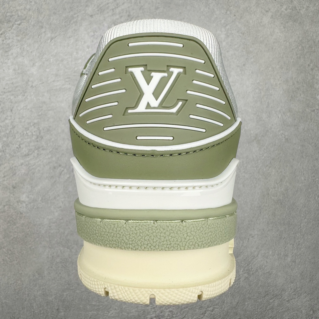 图片[7]-＃FS顶级特价 Louis Vuitton Trainer lv时装走秀运动鞋 实力大厂出品 平台专供 成熟的做工稳定的品控 完美鞋型超高的清洁度 零毛边线头瑕疵 全套原楦原纸版原鞋开模 全网最具灵魂的版型 正确原装黄色鞋盒 正确中底印花 鞋面印花3D高频深度立体 全鞋电脑针车 紧密相连 针距密度一致 环保乳胶注塑鞋垫 厚度脚感还原原版 皮面裁剪部位 统一油边封口工艺 原装橡胶大底含胶量大底组合零偏差 专柜全套包装 防尘袋 说明书 质保卡 男女鞋 尺码：35 36 37 38 39 40 41 42 43 44 45-选品中心