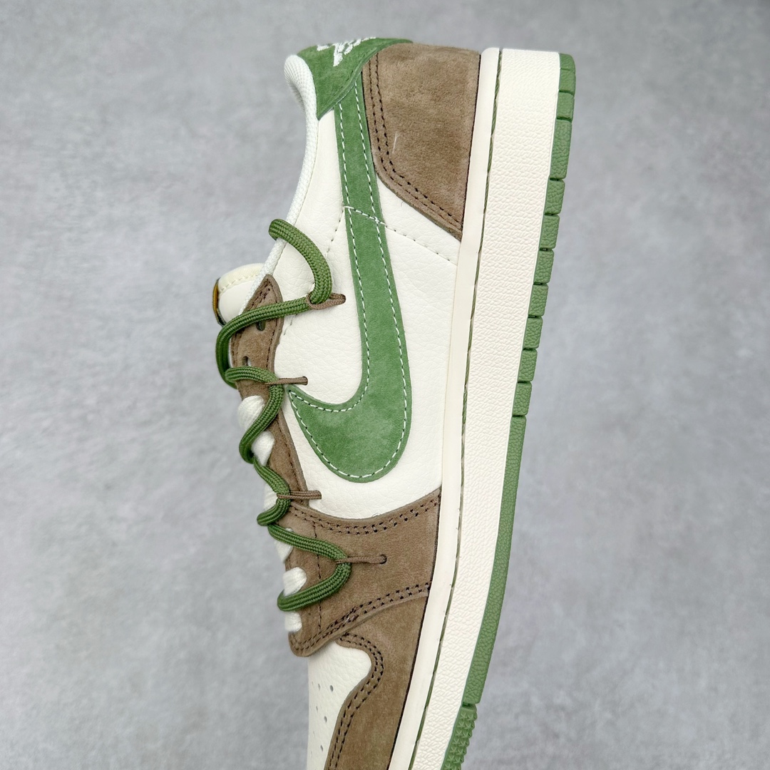 图片[7]-TS x Air Jordan AJ1 Low 倒钩低帮联名定制配色 XS3186-202 原厂内置气垫魔块 A模大底 头层小牛皮 鞋舌AJ原厂专用牛津布+AJ专用反口珍珠布+原厂无杂质高弹内里海棉+特殊封边弹力鞋带 尺码：36 36.5 37.5 38 38.5 39 40 40.5 41 42 42.5 43 44 44.5 45 46 47.5-选品中心