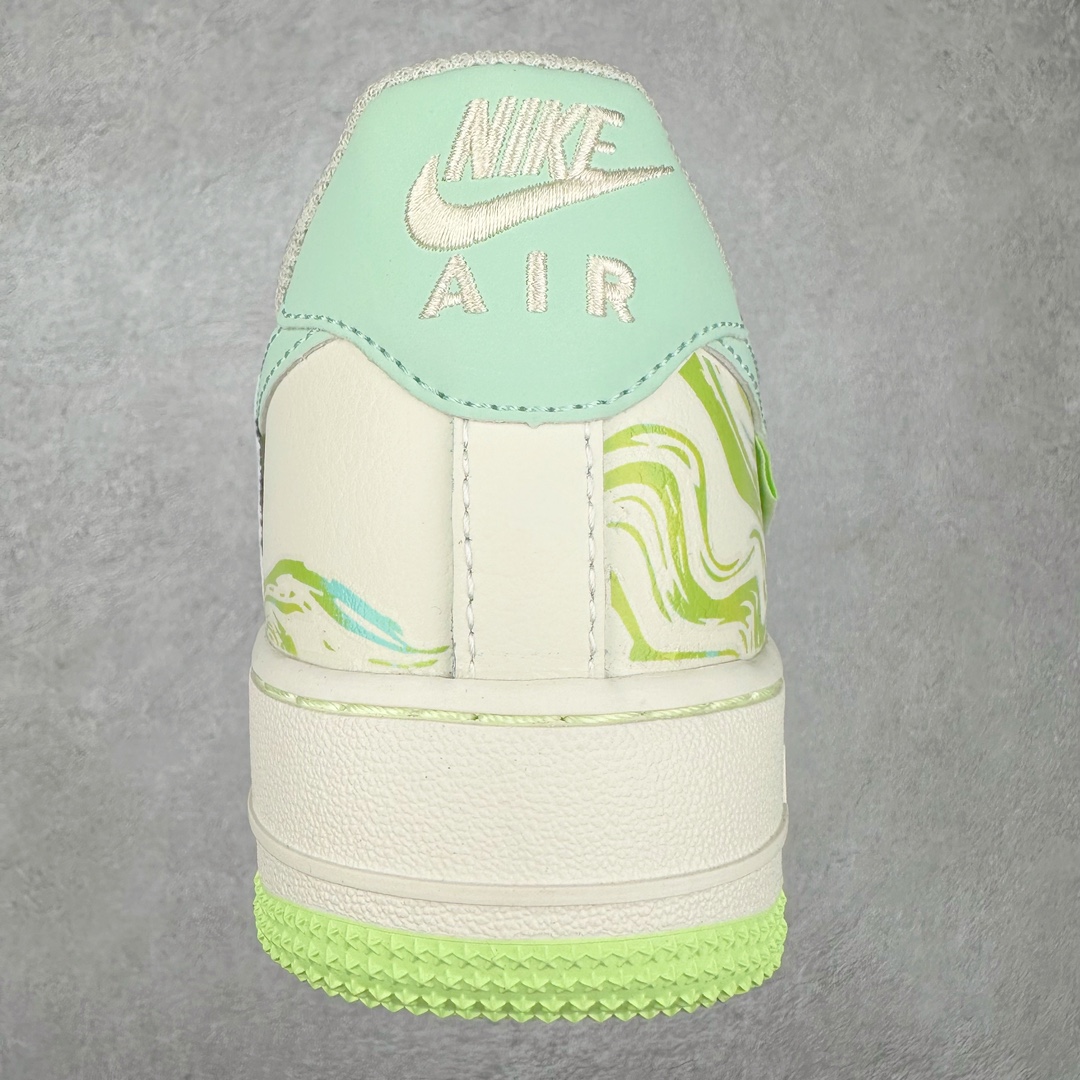 图片[8]-NK Air Force 1´07 Low 空军一号低帮百搭休闲运动板鞋 FB1893-555 柔软、弹性十足的缓震性能和出色的中底设计 横跨复古与现代的外型结合 造就出风靡全球 三十多年的Force 1 直到今天还深受青睐 尺码：36 36.5 37.5 38 38.5 39 40 40.5 41 42 42.5 43 44 44.5 45-选品中心