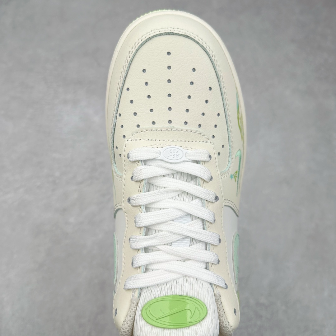 图片[4]-NK Air Force 1´07 Low 空军一号低帮百搭休闲运动板鞋 FB1893-555 柔软、弹性十足的缓震性能和出色的中底设计 横跨复古与现代的外型结合 造就出风靡全球 三十多年的Force 1 直到今天还深受青睐 尺码：36 36.5 37.5 38 38.5 39 40 40.5 41 42 42.5 43 44 44.5 45-选品中心