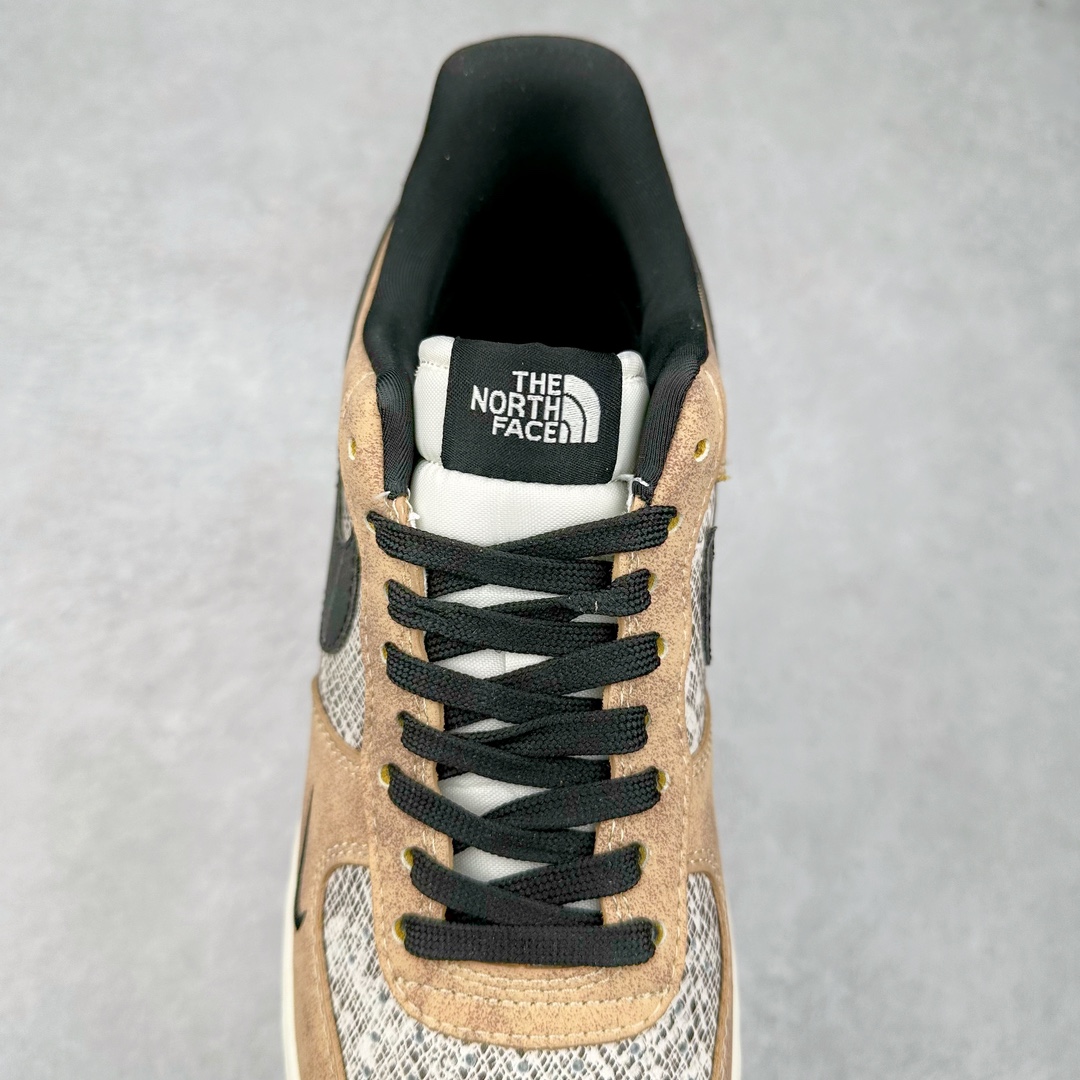 图片[5]-NK Air Force 1´07 Low 空军一号低帮百搭休闲运动板鞋 KK1988-031 柔软、弹性十足的缓震性能和出色的中底设计 横跨复古与现代的外型结合 造就出风靡全球 三十多年的Force 1 直到今天还深受青睐 尺码：36 36.5 37.5 38 38.5 39 40 40.5 41 42 42.5 43 44 44.5 45-选品中心