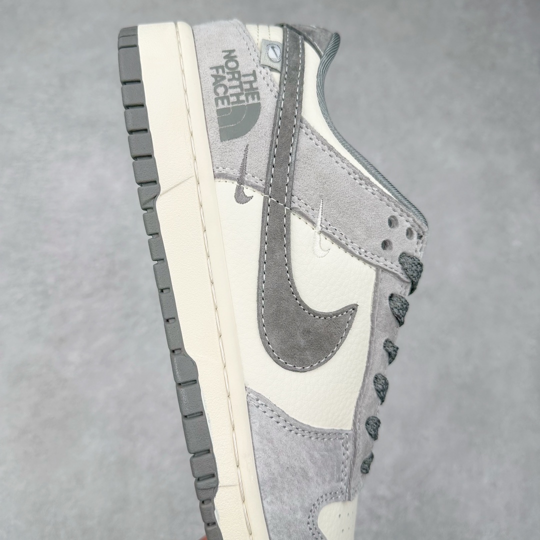 图片[6]-NK Dunk Low 定制配色 XX3168-009 大厂出品 极力推荐 原装头层材料 独家版型蒸餾加工帶來的是更好的视觉和脚感体验大厂纯原品质出货 清洁度 电绣工艺 皮料切割干净无任何毛边 细节完美 尺码：36 36.5 37.5 38 38.5 39 40 40.5 41 42 42.5 43 44 44.5 45-选品中心