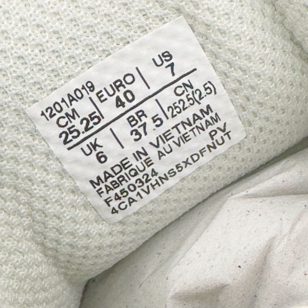 图片[11]-＃PB纯原 Asics Gel-Kayano K14 亚瑟士系列复古舒适织物合成革减震防滑耐磨低帮休闲跑步鞋 内卷时代 纯原品质 真标价格 市场顶级版本 原装纸板楦头开发 独家私模五层组合大底 原厂定制缓震硅胶加持 原盒原配 官方四联吊牌 一比一同步原鞋工艺和用料 鞋面原厂“三明治”多层网布 区别其他同价版本 鞋垫采用原厂OrthoLite欧索莱材质 非普通海玻璃鞋垫 后跟一样采用了GEL缓震胶 整体系列设计非常的科技感 锻炼跑步的同时让你一样时尚百搭 尺码：36 37 37.5 38 39 39.5 40 40.5 41.5 42 42.5 43.5 44 44.5 45-选品中心