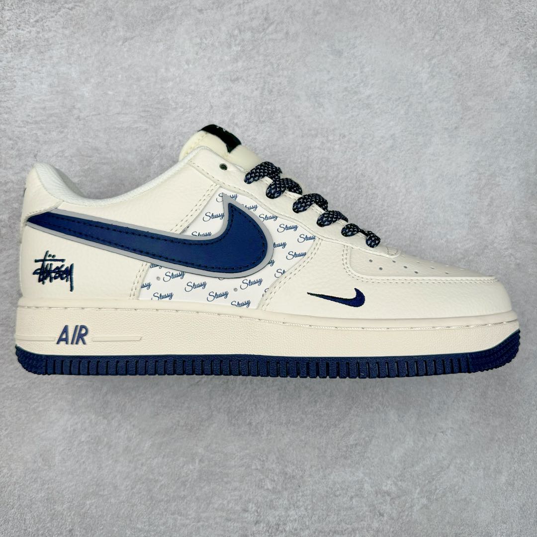 NK Air Force 1´07 Low 空军一号低帮百搭休闲运动板鞋 XZ3328-568 柔软、弹性十足的缓震性能和出色的中底设计 横跨复古与现代的外型结合 造就出风靡全球 三十多年的Force 1 直到今天还深受青睐 尺码：36 36.5 37.5 38 38.5 39 40 40.5 41 42 42.5 43 44 44.5 45-选品中心