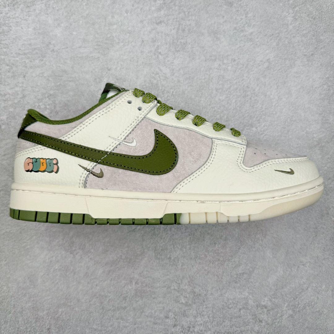 NK Dunk Low 定制配色 KK1888-002 大厂出品 极力推荐 原装头层材料 独家版型蒸餾加工帶來的是更好的视觉和脚感体验大厂纯原品质出货 清洁度 电绣工艺 皮料切割干净无任何毛边 细节完美 尺码：36 36.5 37.5 38 38.5 39 40 40.5 41 42 42.5 43 44 44.5 45-选品中心