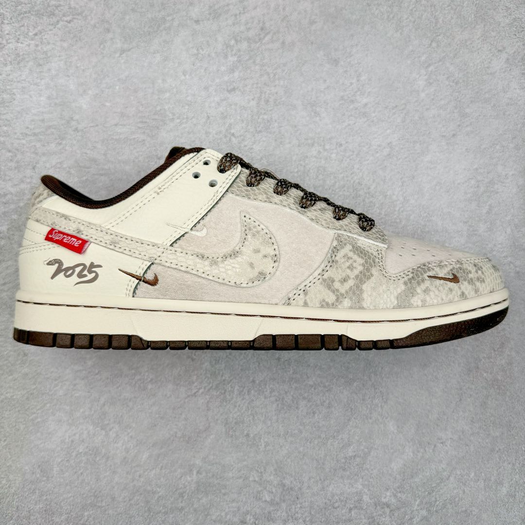 NK Dunk Low 定制配色 XS1086-018 大厂出品 极力推荐 原装头层材料 独家版型蒸餾加工帶來的是更好的视觉和脚感体验大厂纯原品质出货 清洁度 电绣工艺 皮料切割干净无任何毛边 细节完美 尺码:36 36.5 37.5 38 38.5 39 40 40.5 41 42 42.5 43 44 44.5 45-选品中心