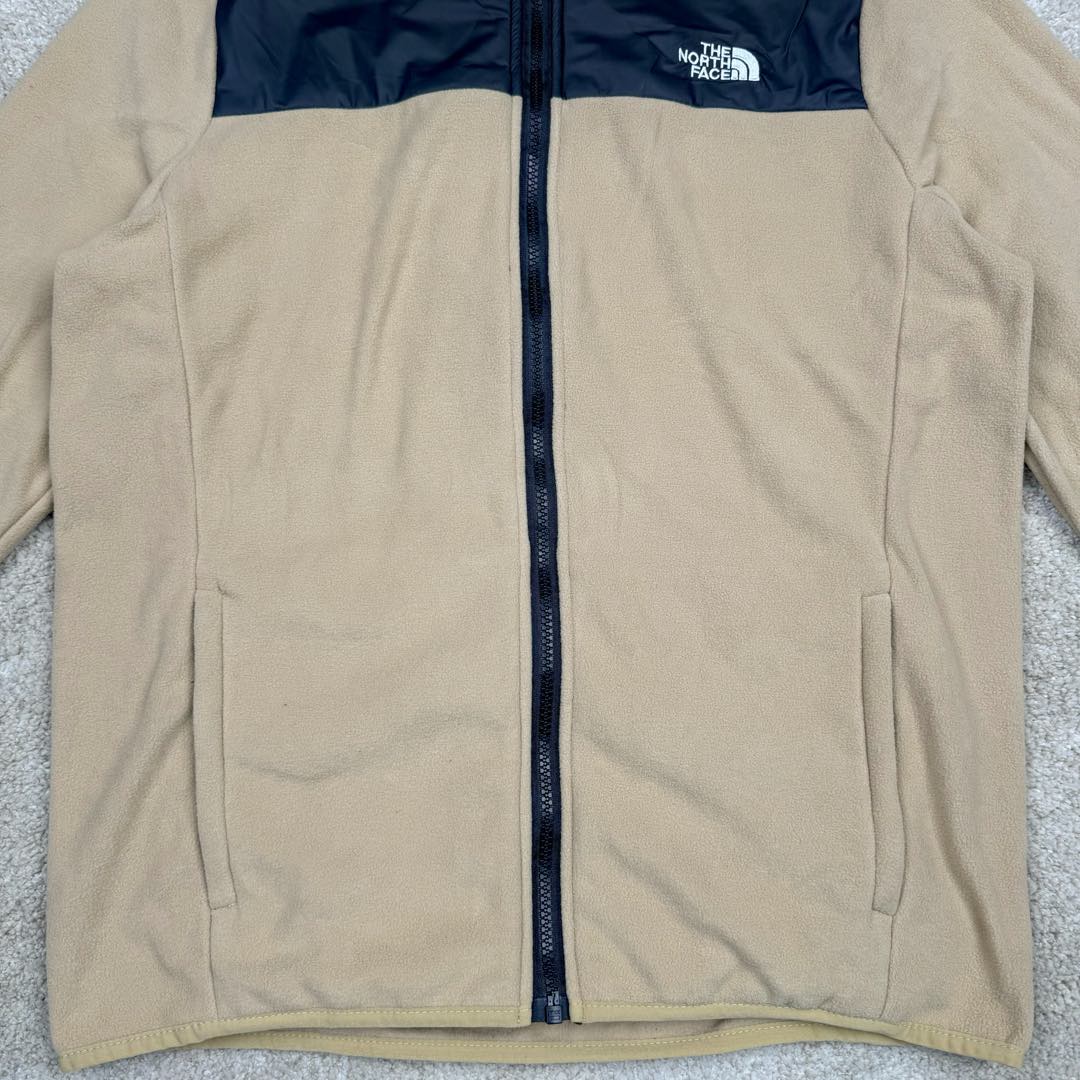 图片[8]-＃暖冬福利 THE NORTH FACE 北面城市户外系列色块拼接Logo标识立领户外抓绒保暖夹克外套内胆 The North Face于1966年成立，一直致力于为户外运动员的每一次严酷探索提供专业装备。作为全球户外运动领导品牌，The NorthFace以经过专业运动员测试、适应各类户外需求的产品助力探索者不断超越自我，激发人类潜能。 The North Face象征着众多山脉中更冷、更值得挑战的北坡。品牌标志则来自Half Dome，一座位于美国加州Yosemite NationalPark（优胜美地国家公园）里的山峰，中文名字取为「北面」，象征着不畏惧的户外探索精神。1997年，The North Face采用全新的宣传标语「Never Stop Exploring探索永不停止」，体现品牌的探索精神，成为品牌的座右铭。尺码：xS S M L XL 2XL-选品中心