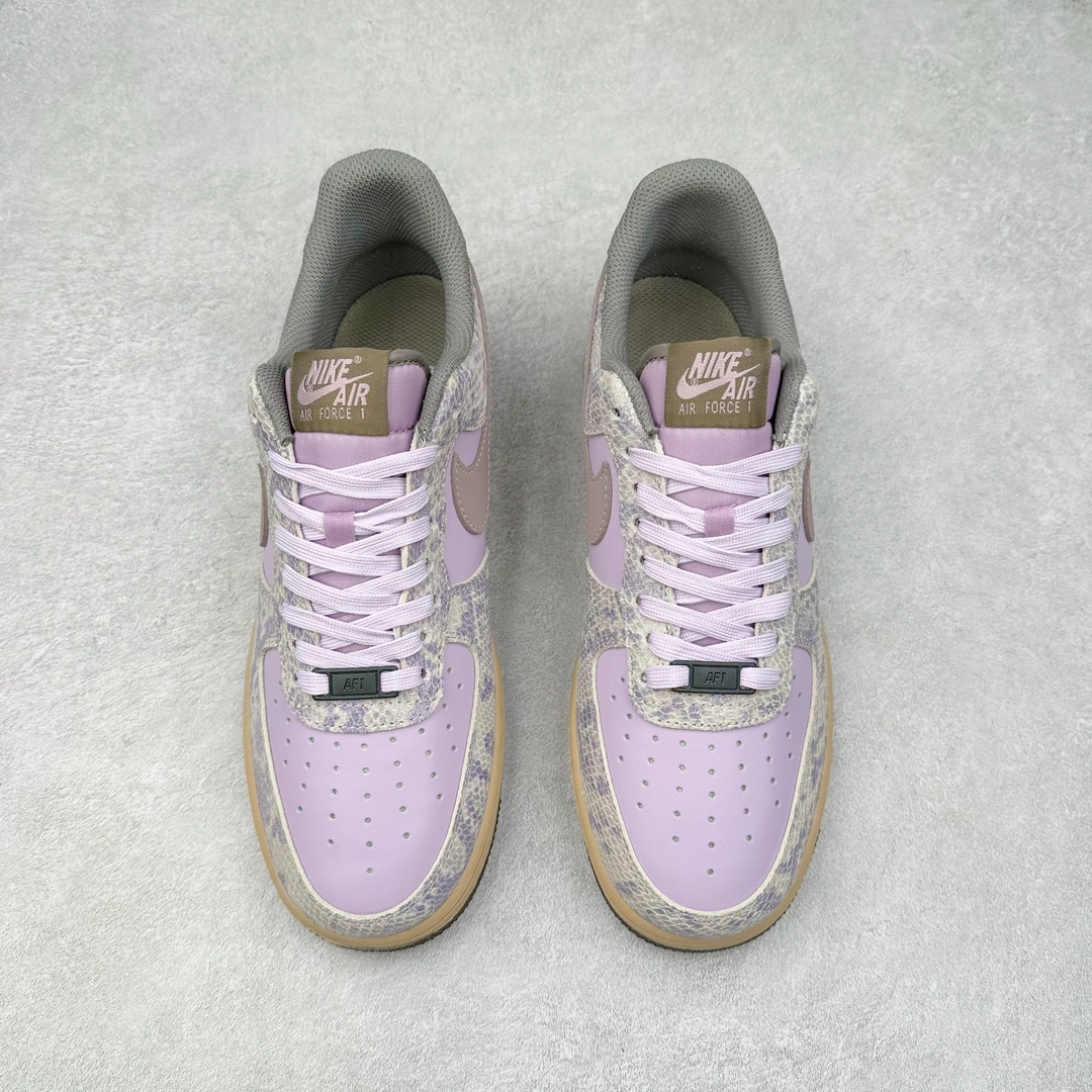 图片[2]-NK Air Force 1´07 Low 空军一号低帮百搭休闲运动板鞋 BB1616-301 柔软、弹性十足的缓震性能和出色的中底设计 横跨复古与现代的外型结合 造就出风靡全球 三十多年的Force 1 直到今天还深受青睐 尺码：36 36.5 37.5 38 38.5 39 40 40.5 41 42 42.5 43 44 44.5 45-选品中心