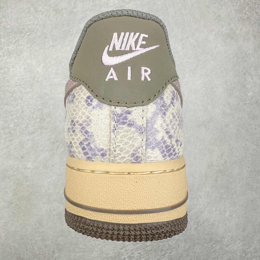 图片[8]-NK Air Force 1´07 Low 空军一号低帮百搭休闲运动板鞋 BB1616-301 柔软、弹性十足的缓震性能和出色的中底设计 横跨复古与现代的外型结合 造就出风靡全球 三十多年的Force 1 直到今天还深受青睐 尺码：36 36.5 37.5 38 38.5 39 40 40.5 41 42 42.5 43 44 44.5 45-选品中心