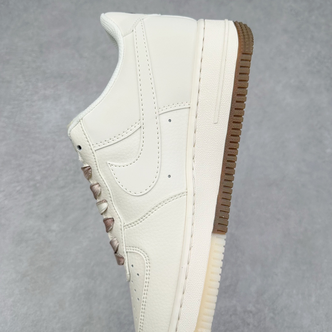 图片[7]-NK Air Force 1´07 Low 空军一号低帮百搭休闲运动板鞋 BB7577-215 柔软、弹性十足的缓震性能和出色的中底设计 横跨复古与现代的外型结合 造就出风靡全球 三十多年的Force 1 直到今天还深受青睐 尺码：36 36.5 37.5 38 38.5 39 40 40.5 41 42 42.5 43 44 44.5 45-选品中心