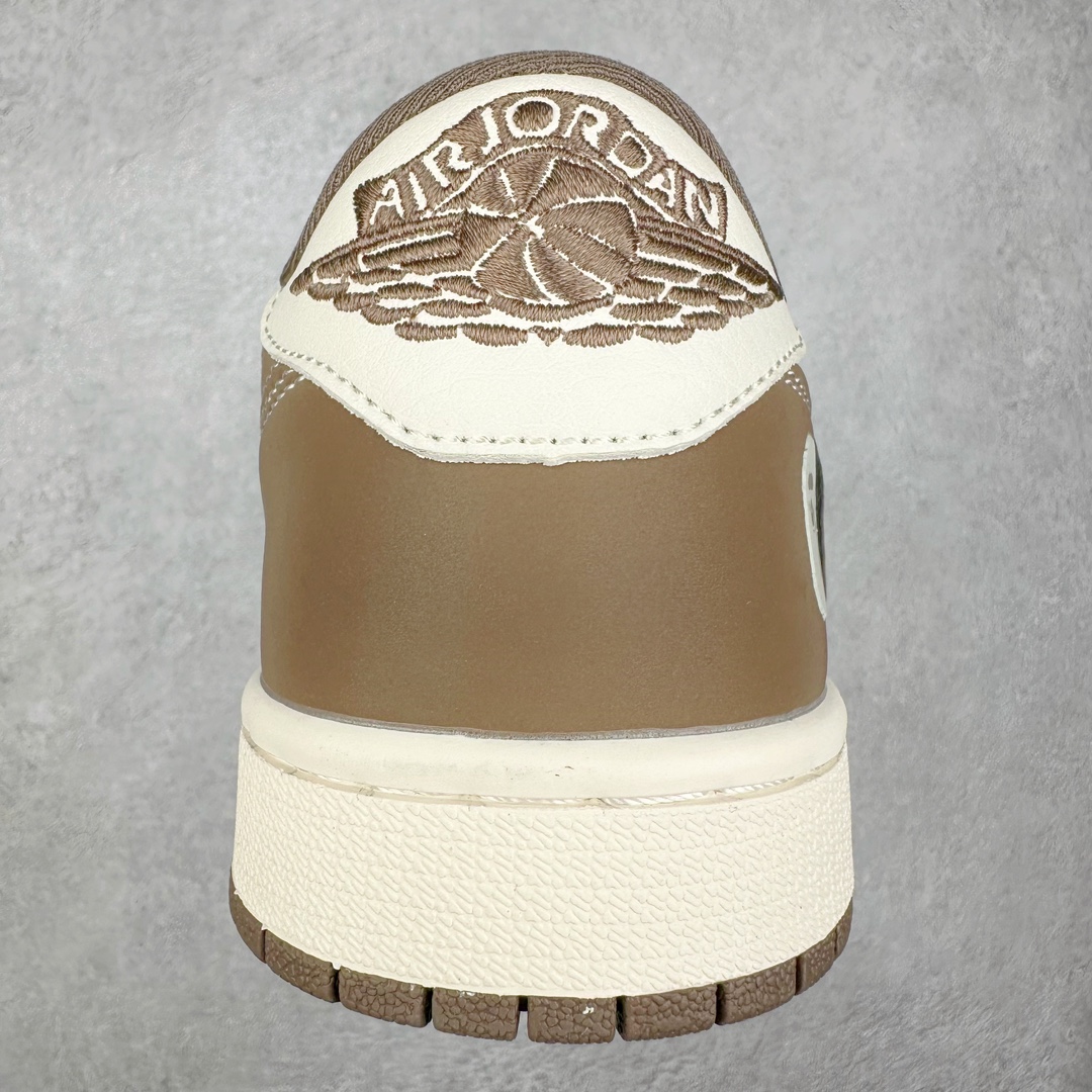 图片[8]-TS x Air Jordan AJ1 Low 倒钩低帮联名定制配色 BB6511-627 原厂内置气垫魔块 A模大底 头层小牛皮 鞋舌AJ原厂专用牛津布+AJ专用反口珍珠布+原厂无杂质高弹内里海棉+特殊封边弹力鞋带 尺码：36 36.5 37.5 38 38.5 39 40 40.5 41 42 42.5 43 44 44.5 45 46 47.5-选品中心