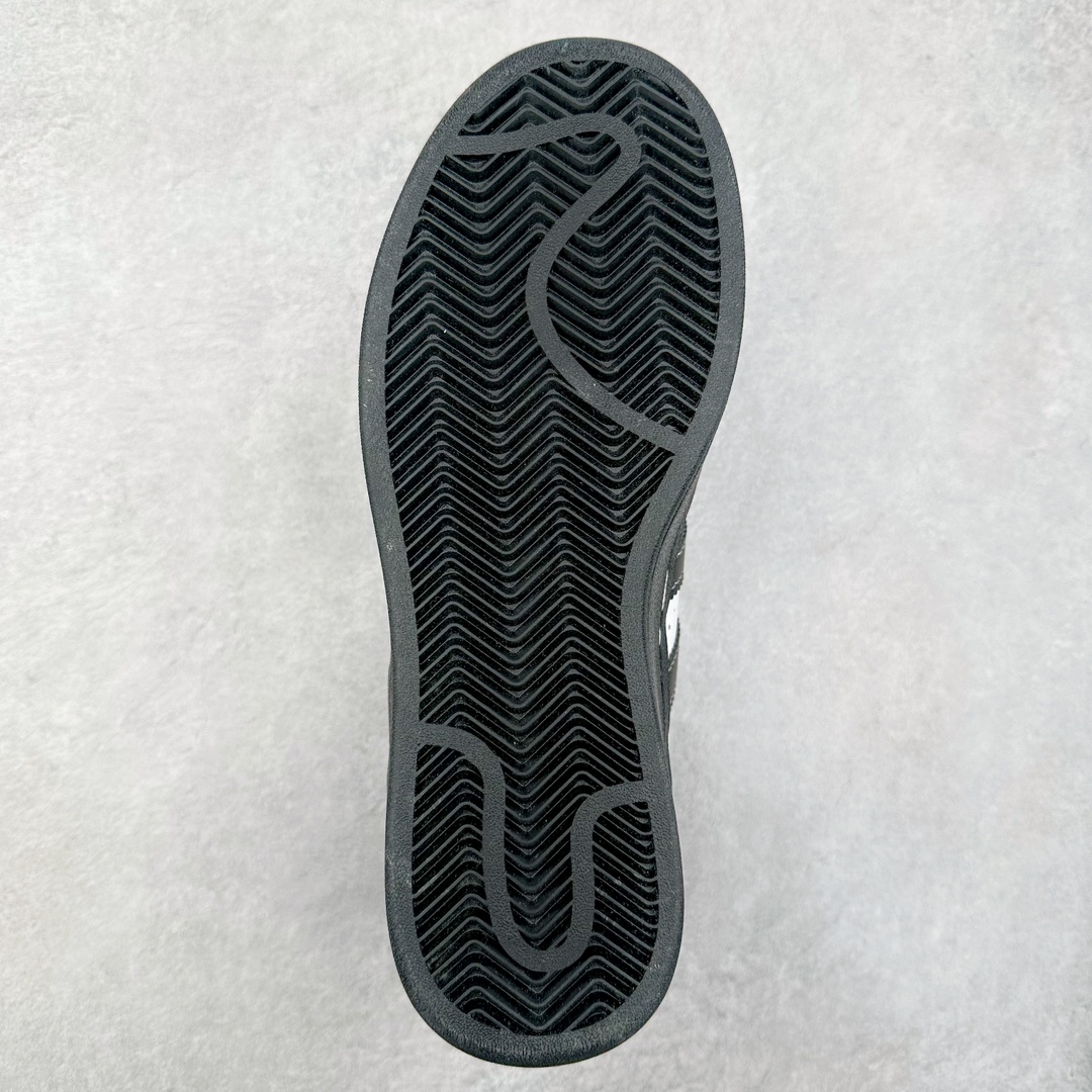 图片[9]-＃特价福利 AD Originals Superstar 经典复古贝壳头厚底板鞋 诞生于1969年 是第一双将全皮面鞋 身与橡胶鞋头结合在一起的低帮篮球鞋 Superstar最开始 是作为高帮篮球鞋Pro Model的低帮版本而出现的 但因为其独特和醒目的橡胶鞋头造型而让大家熟知 被大家形象地称为\\\”shelltoe\\\”贝壳头 在70年代的美国职业篮球场上 接近3/4的NBA球员都将这双Superstar作为场上用鞋 80年代之后 经过不断的改良和发展 Superstar逐渐成为横跨时装、音乐、街头文化、休闲和运动等各大领域的时尚潮鞋 尺码：35.5 36 36.5 37 38 38.5 39 40 40.5 41 42 42.5 43 44 44.5 45-选品中心