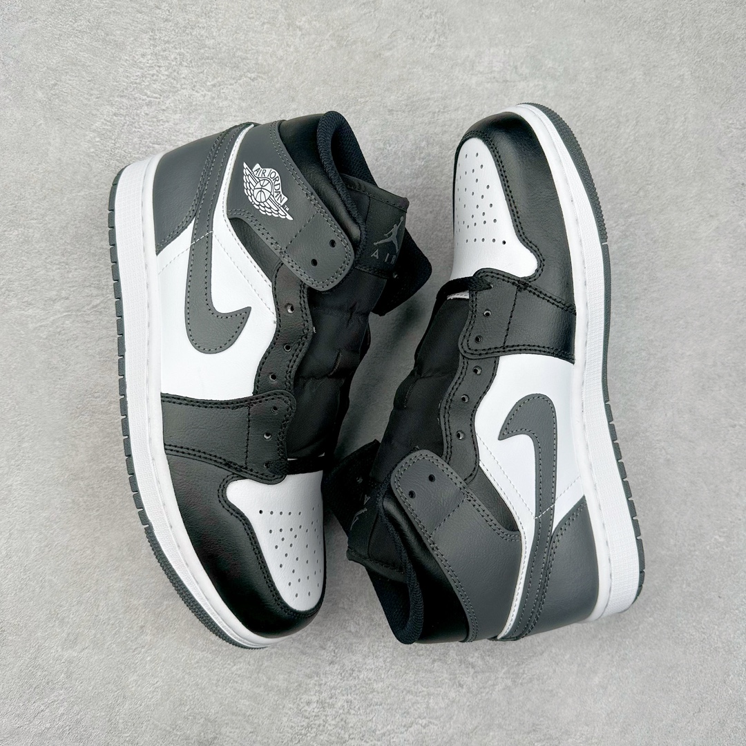 图片[3]-＃DT纯原 Air Jordan AJ1 Mid 中帮 黑白灰DQ8426-001 终端优势供应 市面中低帮最具代表性版本没有之一 口碑大厂出品 品控大底版型不断改良更新 全套原纸板楦头开发 确保原汁原味 完美呈现版型 完美零毛边处理 原厂内置全掌气垫 价格定位良心 平台专用代工流水线出品 一眼公司既视感 拿到手的一瞬间就与众不同 碾压市面所有版本 全部原鞋开发 每一个配色都会采购原鞋确认细节 打破市面看图做货无好货之说 尺码：35.5 36 36.5 37.5 38 38.5 39 40 40.5 41 42 42.5 43 44 44.5 45 46-选品中心