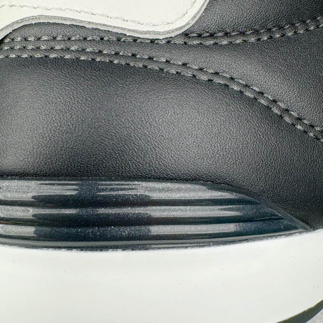 图片[17]-＃GD广顶 CHANEL香奈儿 24S德训鞋平底系带圆头菱格风四季休闲百搭款 原版开模 凹凸感超强 线条紧致🎀全新礼盒包装 细节拉满 环保太空革组合呼吸网织布鞋面材质 欧索莱环保去臭环型组合鞋垫 采用进口TPU大底 官方同步2024 最新礼盒包装 尺码：35 36 37 38 39 40-选品中心