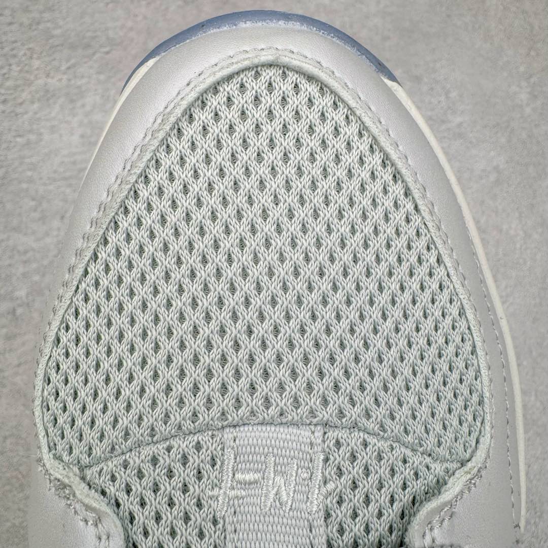 图片[18]-＃灭世/Max NK Ja 2 EP 莫兰特二代低帮篮球鞋 白金 FZ1516-001 2024『压轴』后卫实战旗舰 圣枪腰王 重磅革新登场🌪 🔝历时5个月！全力打造 科比➕欧文系列 综合体 ！Pt实战体验天花板上限 再度提高🔝 ✅【顶配缓震】独家革新搭载 前掌5mm TURBO气垫 兼具贴地与缓震！（正品仅长方形小气垫）➕后掌大马蹄14mm厚 气垫 提高后掌缓震极限 （正品后掌无气垫） ✅【顶级抗扭】 搭载硬度65HC 发泡中底框架 ➕高强度中足抗扭片 革新升级 赛事级抗扭水平！独此一家 ✅【顶级支撑】鞋身侧向包裹 双层补强层 200斤以上选手 也可驾驭（正品仅一层）对比市场货品偷工减料 不可同日而语！ ✅气垫气压上脚即可感受！后掌鞋垫掀开可见气垫轮廓（谨防窜货） 鞋底止滑配方 无需磨合 原地起飞🛫 NK年度后卫旗舰 独家革新升级 『口碑源自专业 实力来源于专注』 真灭世纯原 切勿被市场仿冒吊牌挂羊头卖狗肉 尺码：39-46 正码正拍-选品中心