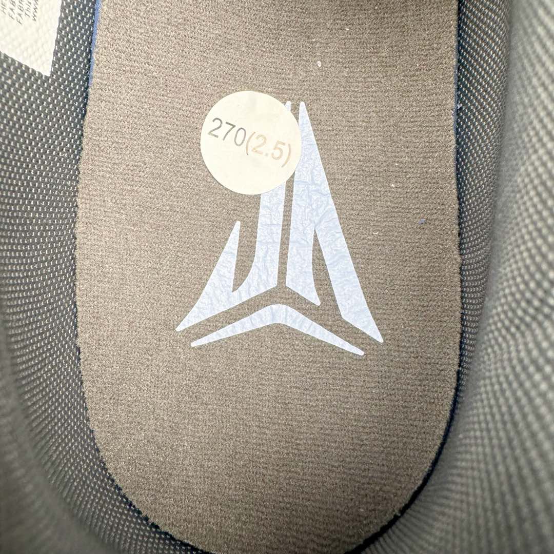 图片[12]-＃灭世/Max NK Ja 2 EP 莫兰特二代低帮篮球鞋 白金 FZ1516-001 2024『压轴』后卫实战旗舰 圣枪腰王 重磅革新登场🌪 🔝历时5个月！全力打造 科比➕欧文系列 综合体 ！Pt实战体验天花板上限 再度提高🔝 ✅【顶配缓震】独家革新搭载 前掌5mm TURBO气垫 兼具贴地与缓震！（正品仅长方形小气垫）➕后掌大马蹄14mm厚 气垫 提高后掌缓震极限 （正品后掌无气垫） ✅【顶级抗扭】 搭载硬度65HC 发泡中底框架 ➕高强度中足抗扭片 革新升级 赛事级抗扭水平！独此一家 ✅【顶级支撑】鞋身侧向包裹 双层补强层 200斤以上选手 也可驾驭（正品仅一层）对比市场货品偷工减料 不可同日而语！ ✅气垫气压上脚即可感受！后掌鞋垫掀开可见气垫轮廓（谨防窜货） 鞋底止滑配方 无需磨合 原地起飞🛫 NK年度后卫旗舰 独家革新升级 『口碑源自专业 实力来源于专注』 真灭世纯原 切勿被市场仿冒吊牌挂羊头卖狗肉 尺码：39-46 正码正拍-选品中心