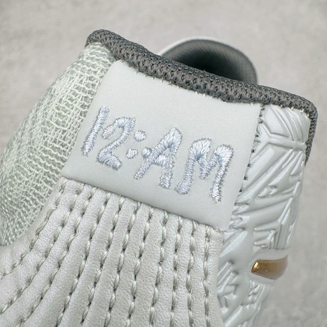 图片[19]-＃灭世/Max NK Ja 2 EP 莫兰特二代低帮篮球鞋 白金 FZ1516-001 2024『压轴』后卫实战旗舰 圣枪腰王 重磅革新登场🌪 🔝历时5个月！全力打造 科比➕欧文系列 综合体 ！Pt实战体验天花板上限 再度提高🔝 ✅【顶配缓震】独家革新搭载 前掌5mm TURBO气垫 兼具贴地与缓震！（正品仅长方形小气垫）➕后掌大马蹄14mm厚 气垫 提高后掌缓震极限 （正品后掌无气垫） ✅【顶级抗扭】 搭载硬度65HC 发泡中底框架 ➕高强度中足抗扭片 革新升级 赛事级抗扭水平！独此一家 ✅【顶级支撑】鞋身侧向包裹 双层补强层 200斤以上选手 也可驾驭（正品仅一层）对比市场货品偷工减料 不可同日而语！ ✅气垫气压上脚即可感受！后掌鞋垫掀开可见气垫轮廓（谨防窜货） 鞋底止滑配方 无需磨合 原地起飞🛫 NK年度后卫旗舰 独家革新升级 『口碑源自专业 实力来源于专注』 真灭世纯原 切勿被市场仿冒吊牌挂羊头卖狗肉 尺码：39-46 正码正拍-选品中心