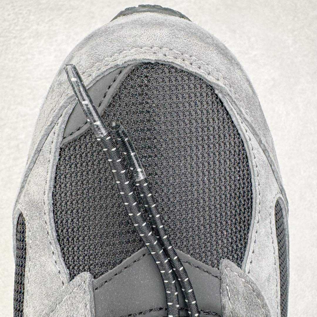 图片[18]-＃M纯原 JJJJound x New Balance NB M2002RXZ Gore-Tex 联名黑灰 NB新百伦潮流复古织物皮革减震防滑耐磨轻便低帮跑步鞋 原档数据独立私模大底 唯一正确六层组合大底 RB前软后硬 百分百还原原鞋脚感 基于市场现有版本全新升级调整 NB市场最强产物 全网最全配色加持 全套原楦原纸板原厂数据开发 全鞋电脑针车加持 原厂网布 原装进口头层翻毛皮料正确绒感卡色 正确中底拉帮中底网布细节 一比一手工擦旧效果 冲裁组合 匠心打造 耗时两个月开发完成 工艺极其复杂难度可想而知 高端零售专供产物 尺码：36 37 37.5 38 38.5 39.5 40 40.5 41.5 42 42.5 43 44 44.5 45 45.5 46.5 47-选品中心